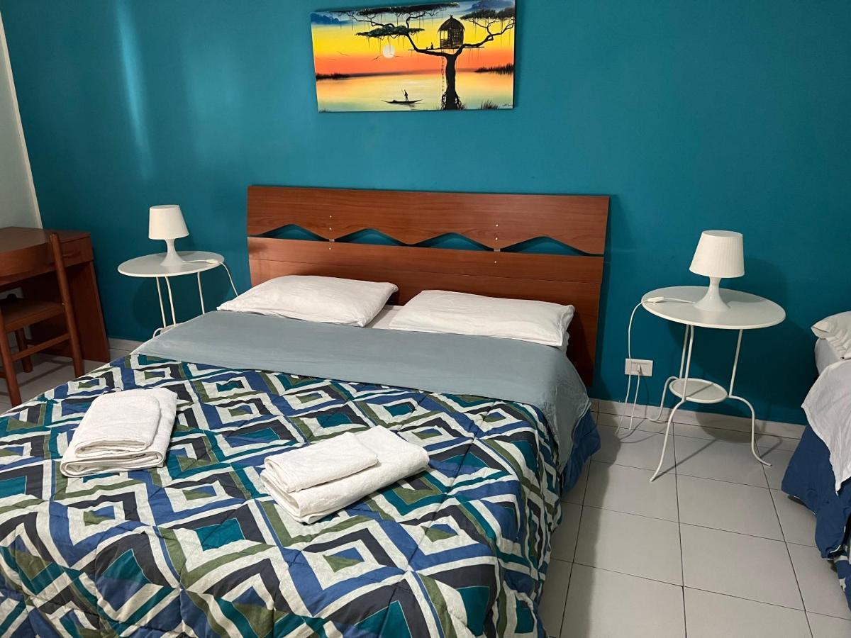 Bed and Breakfast The Artists à Acireale Extérieur photo
