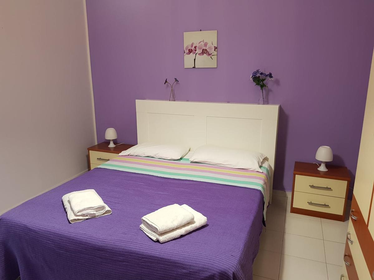 Bed and Breakfast The Artists à Acireale Extérieur photo